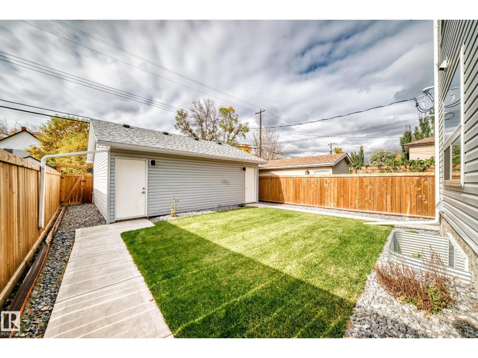 #1 11326 95a St Nw, Edmonton, Alberta  T5G 1P1 - Photo 28 - E4461549