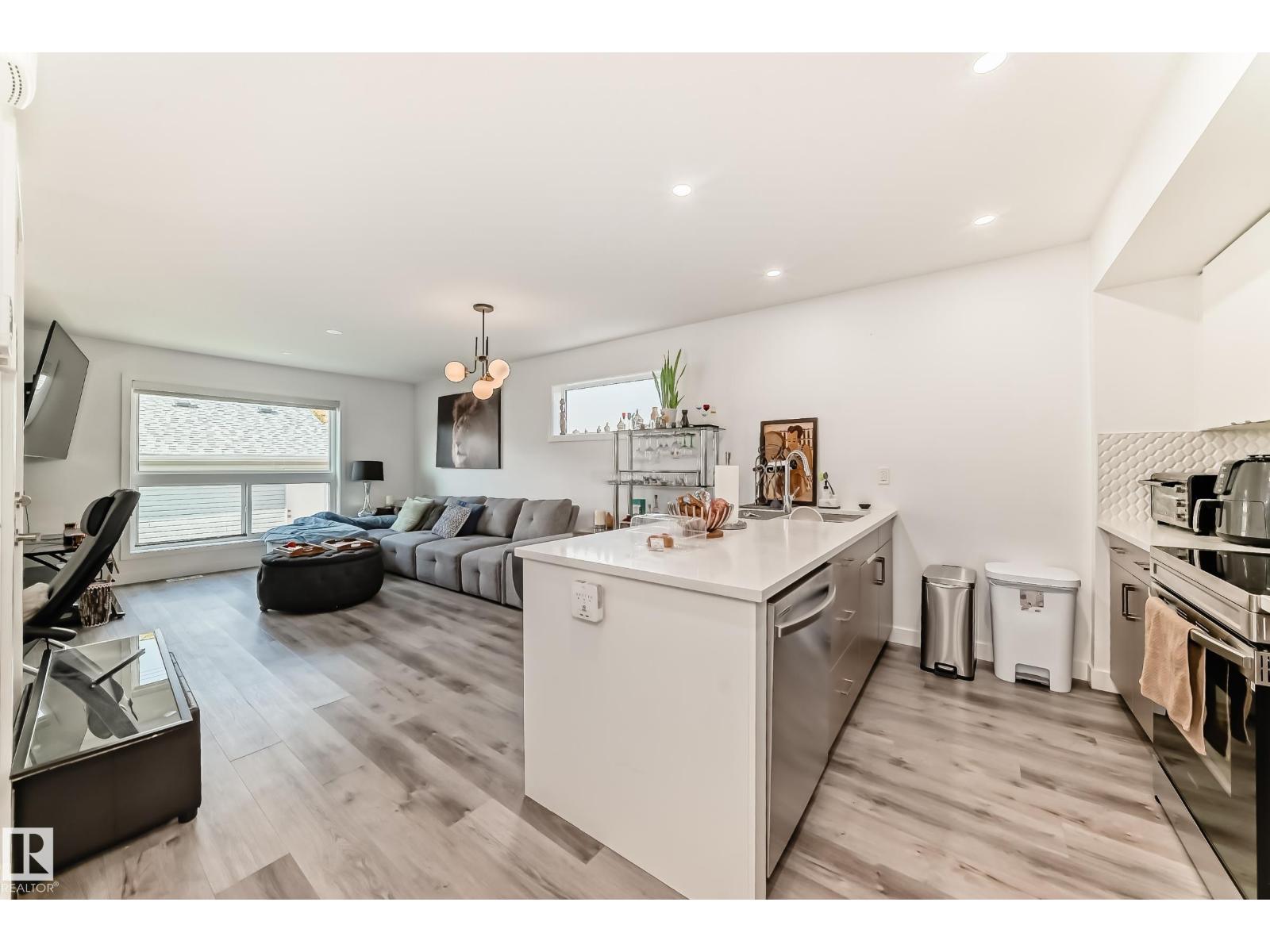 #1 11326 95a St Nw, Edmonton, Alberta  T5G 1P1 - Photo 5 - E4461549