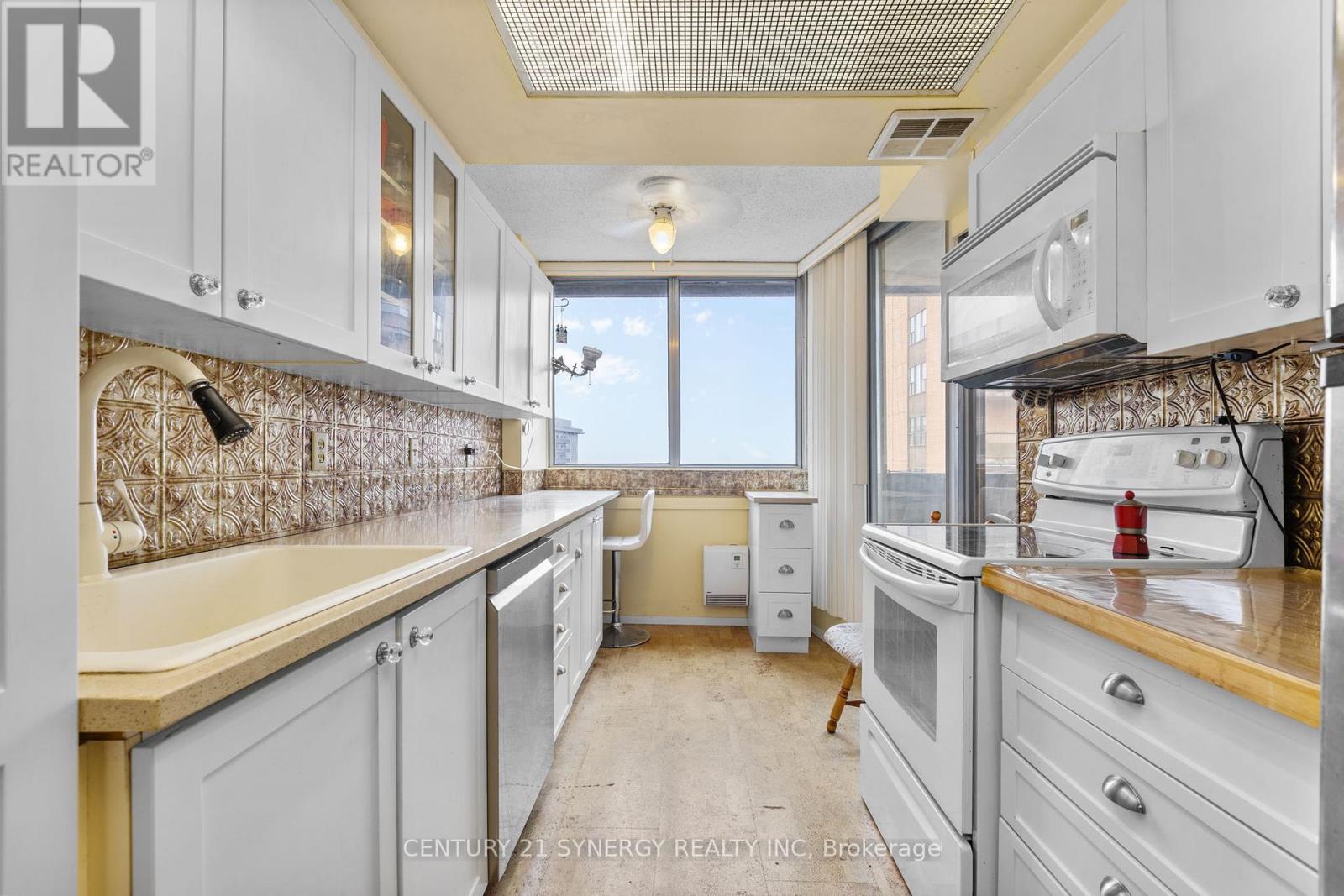 2207 - 530 Laurier Avenue W, Ottawa, Ontario  K1R 7T1 - Photo 12 - X12455393