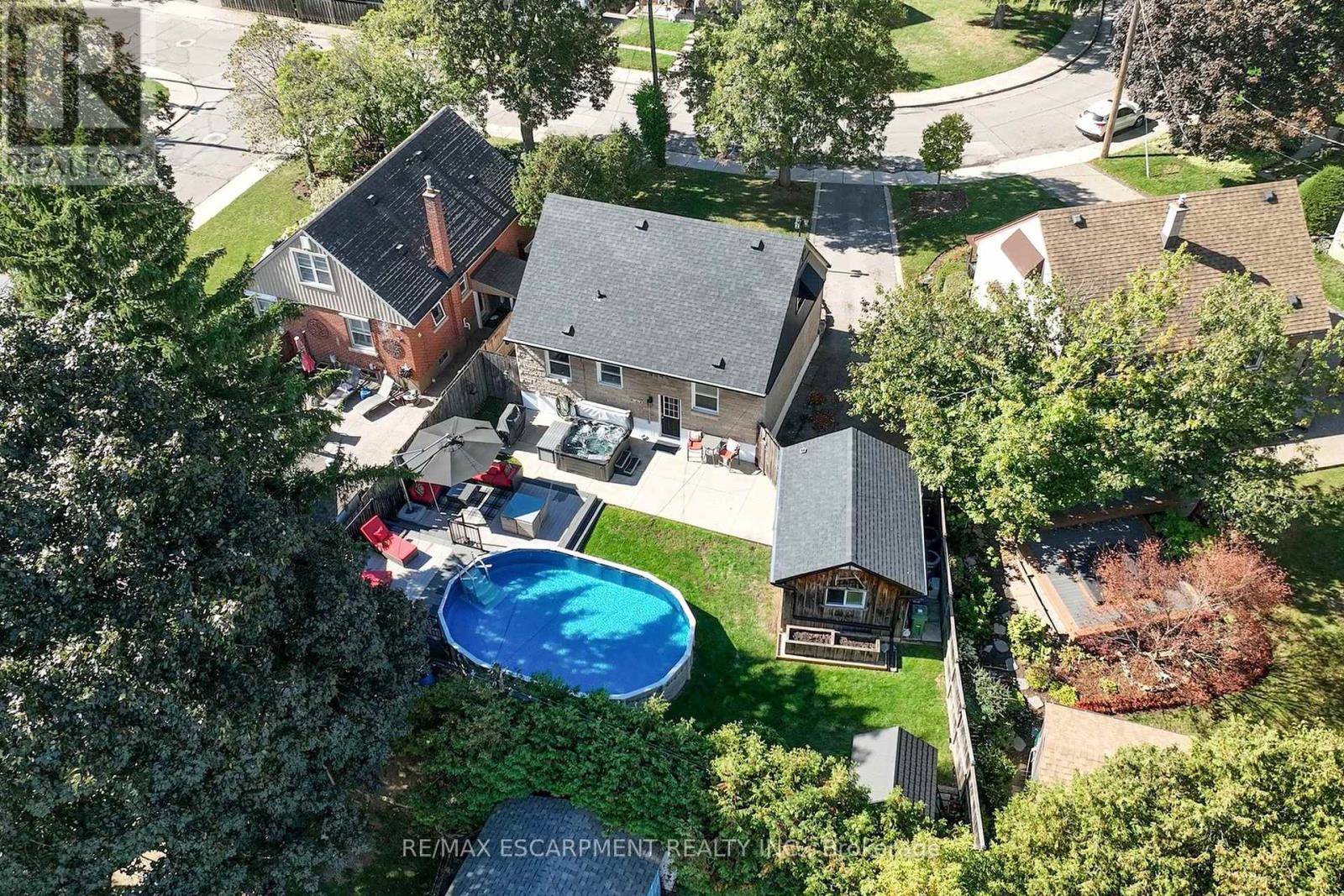 23 Sylvia Crescent, Hamilton, Ontario  L8K 2A8 - Photo 34 - X12455278