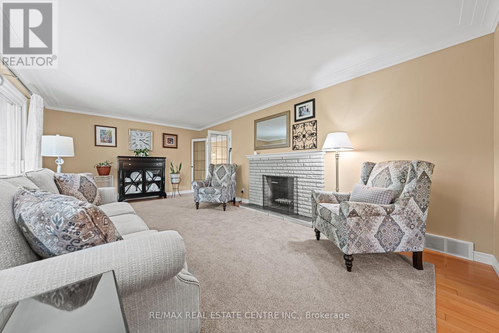 45 Highland Crescent, Cambridge, Ontario  N1S 1L7 - Photo 20 - X12455284