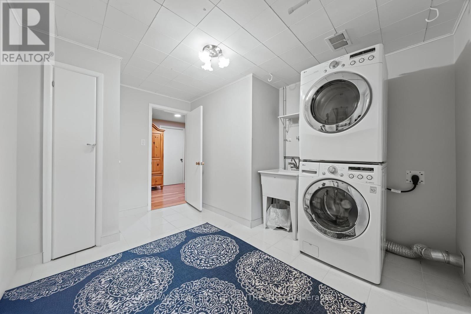 45 Highland Crescent, Cambridge, Ontario  N1S 1L7 - Photo 41 - X12455284