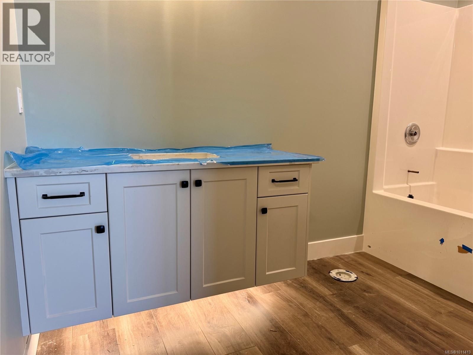 742 Salmonberry St, Campbell River, British Columbia  V9H 0G1 - Photo 14 - 1011413