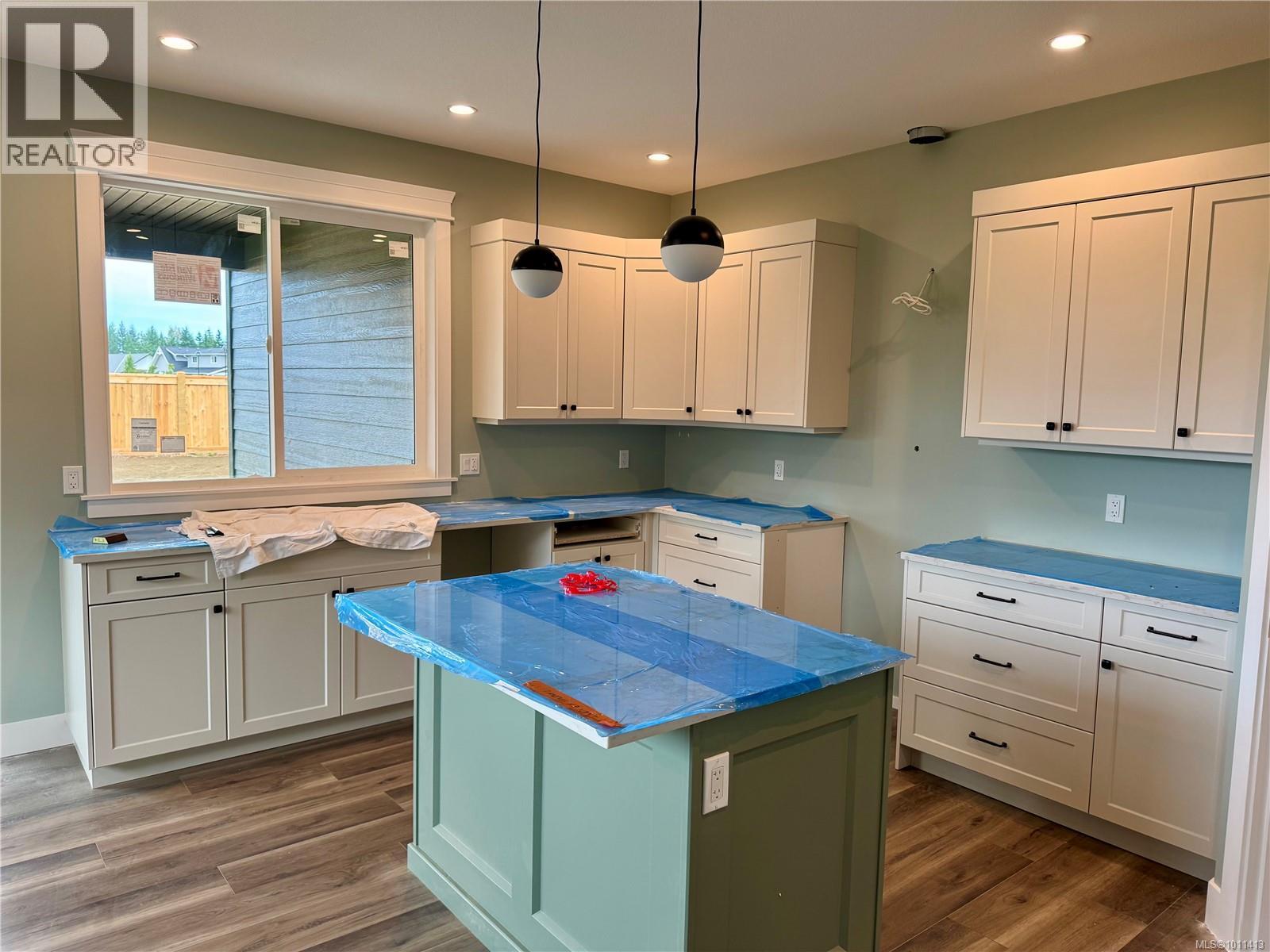 742 Salmonberry St, Campbell River, British Columbia  V9H 0G1 - Photo 8 - 1011413