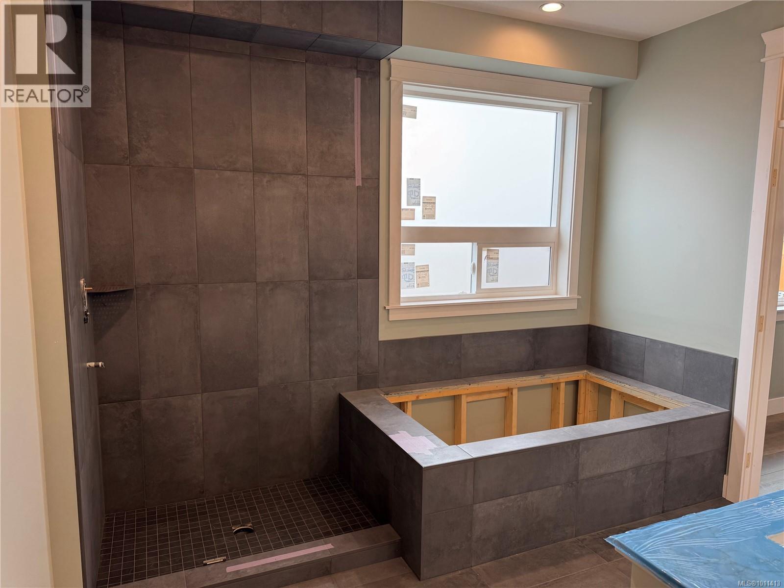 742 Salmonberry St, Campbell River, British Columbia  V9H 0G1 - Photo 11 - 1011413
