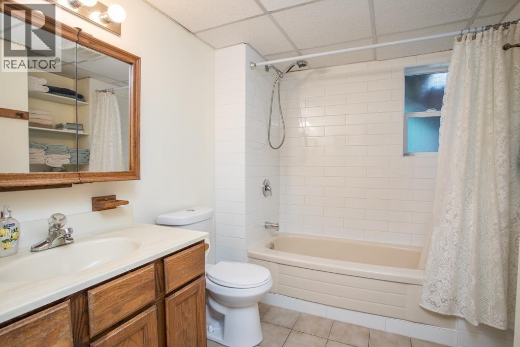11900 Dewsbury Drive, Richmond, British Columbia  V6X 2Y7 - Photo 13 - R3057217
