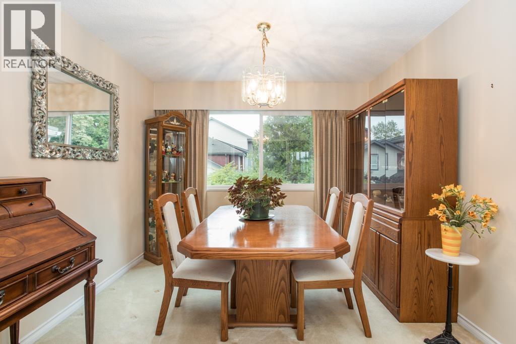 11900 Dewsbury Drive, Richmond, British Columbia  V6X 2Y7 - Photo 4 - R3057217