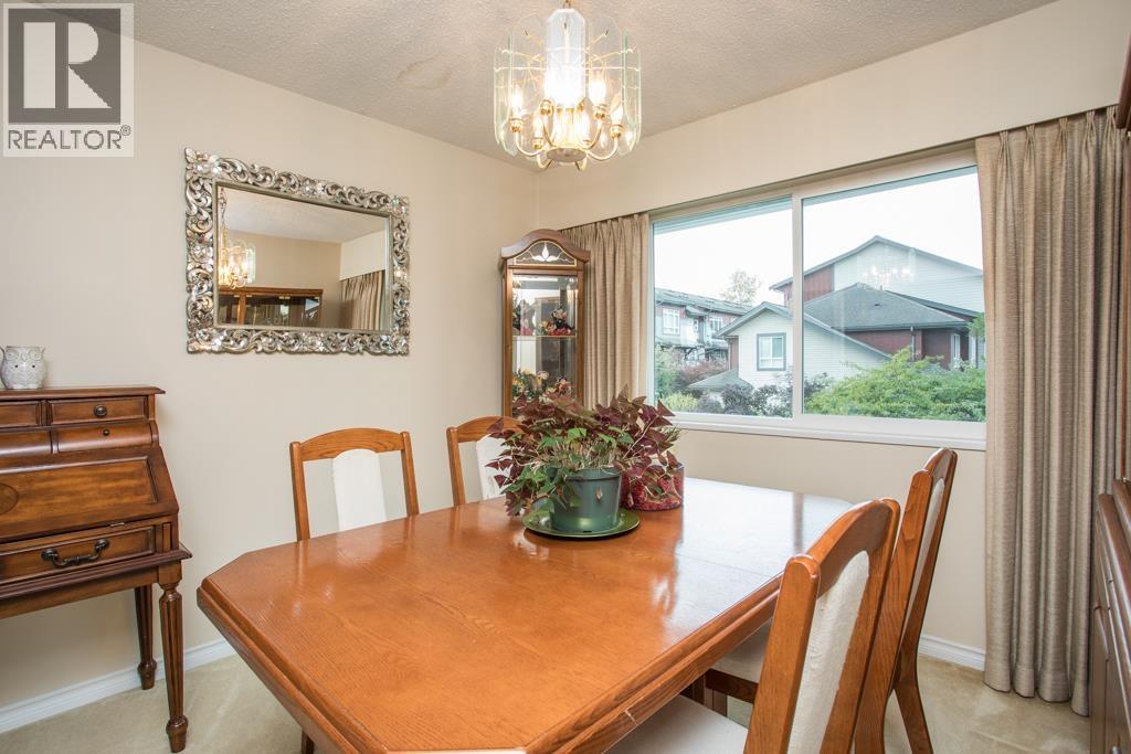 11900 Dewsbury Drive, Richmond, British Columbia  V6X 2Y7 - Photo 5 - R3057217