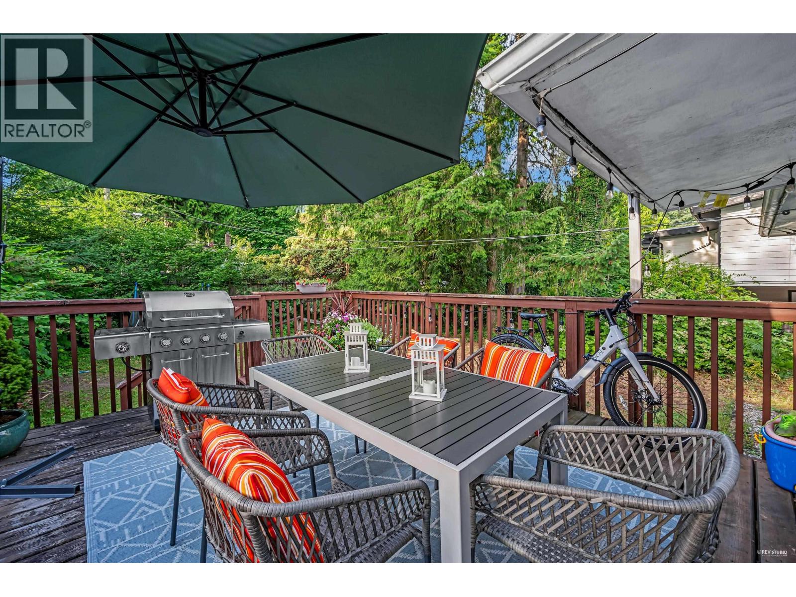 1052 Montroyal Boulevard, North Vancouver, British Columbia  V7R 2H4 - Photo 20 - R3057221