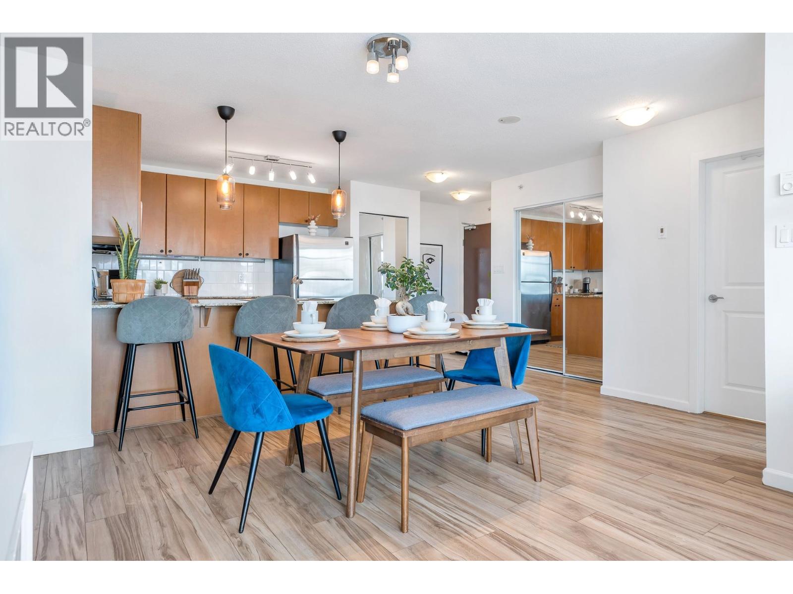606 610 Victoria Street, New Westminster, British Columbia  V3M 0A5 - Photo 11 - R3057075