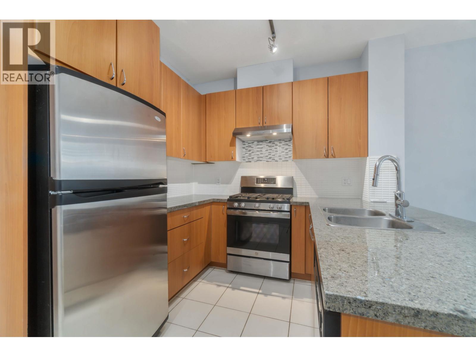 805 9266 University Crescent, Burnaby, British Columbia  V5A 4Z1 - Photo 17 - R3057210