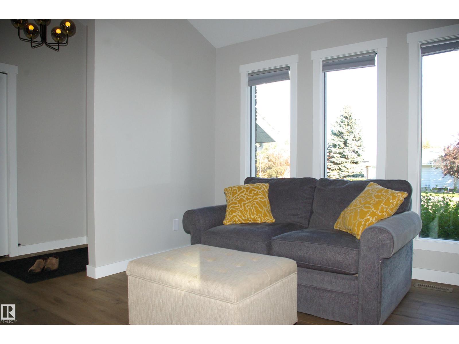 5822 181 St Nw, Edmonton, Alberta  T6M 1V6 - Photo 5 - E4461550