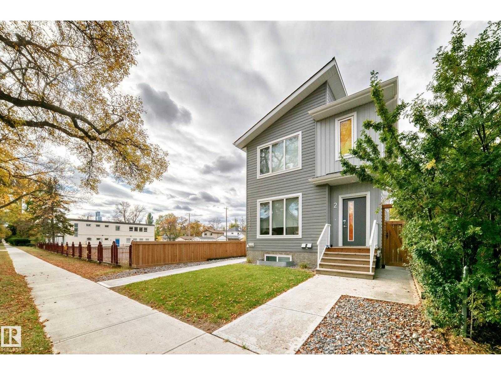#2 11326 95a St Nw, Edmonton, Alberta  T5G 1P1 - Photo 2 - E4461551