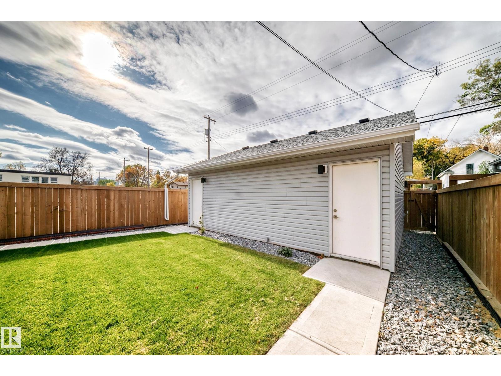 #2 11326 95a St Nw, Edmonton, Alberta  T5G 1P1 - Photo 32 - E4461551