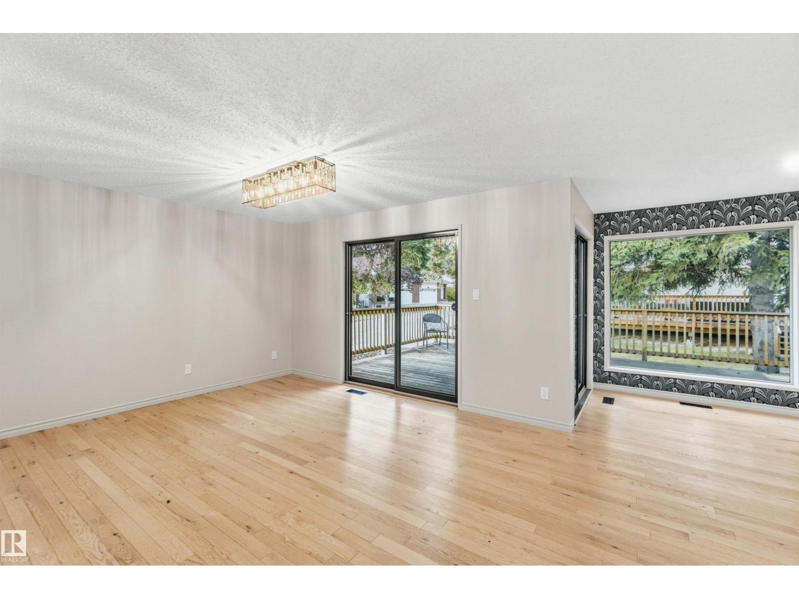 163 Oeming Rd Nw, Edmonton, Alberta  T6R 1M6 - Photo 12 - E4461553