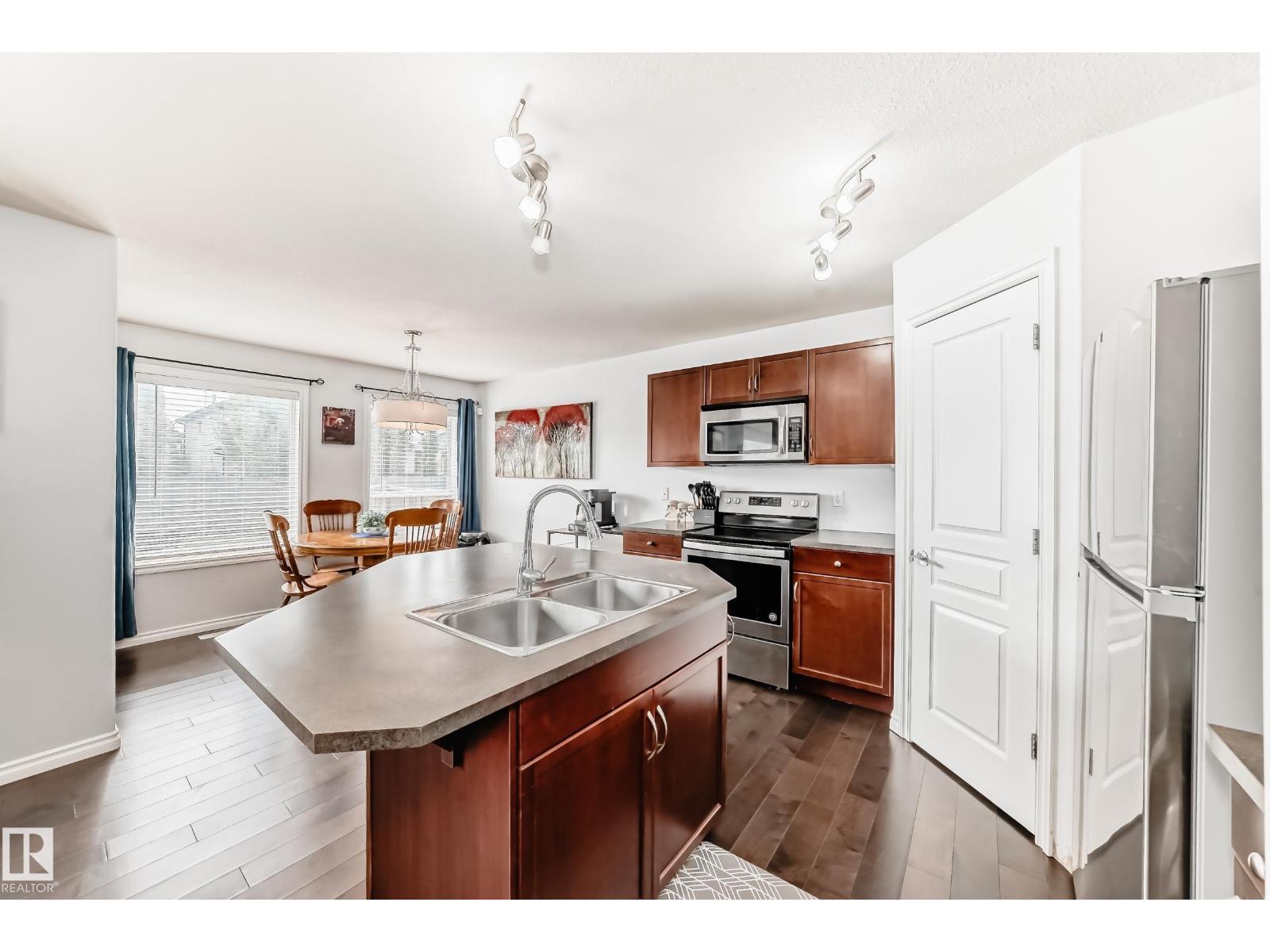 6003 48 Av, Beaumont, Alberta  T4X 0A3 - Photo 9 - E4461555