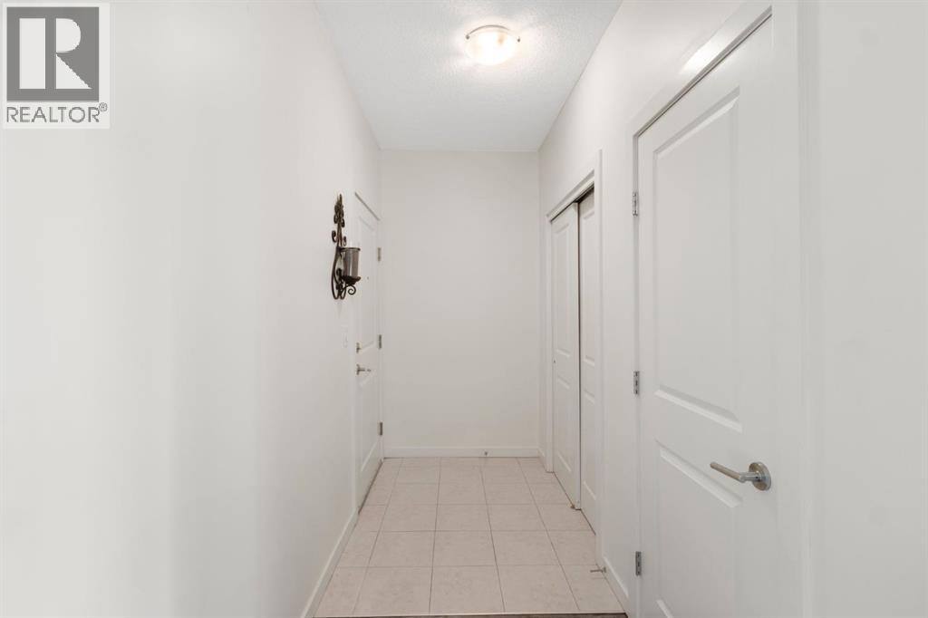 105, 100 Cranfield Common Se, Calgary, Alberta  t3m 1s1 - Photo 2 - A2263107