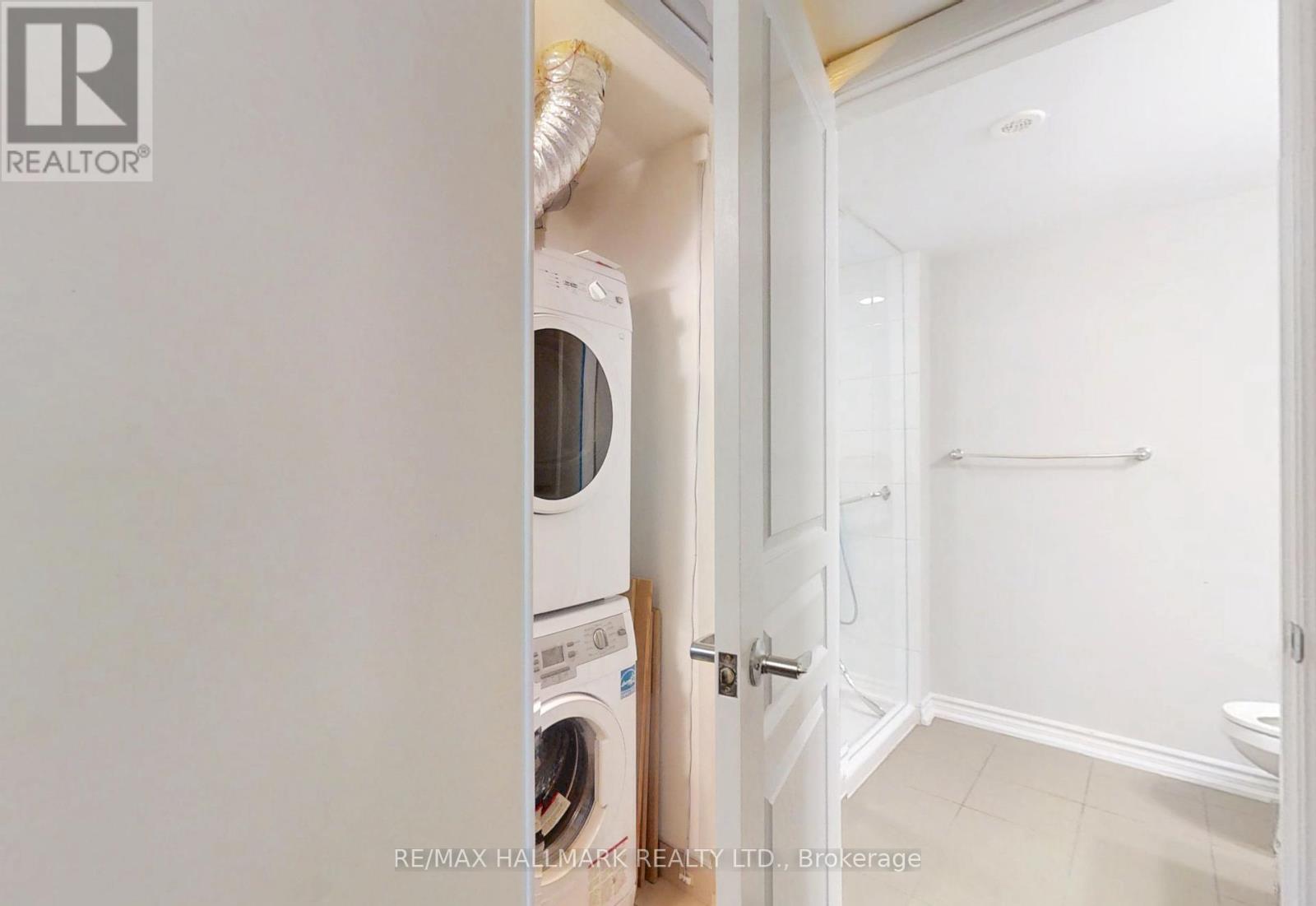 10 - 130 Long Branch Avenue, Toronto, Ontario  M8W 0B1 - Photo 19 - W12455275