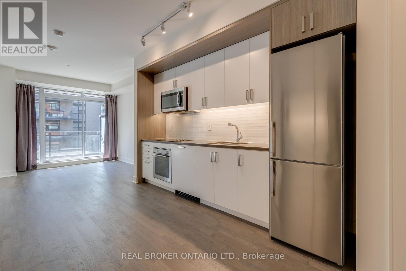 236 - 1575 Lakeshore Road W, Mississauga, Ontario  L5J 1J4 - Photo 6 - W12455013