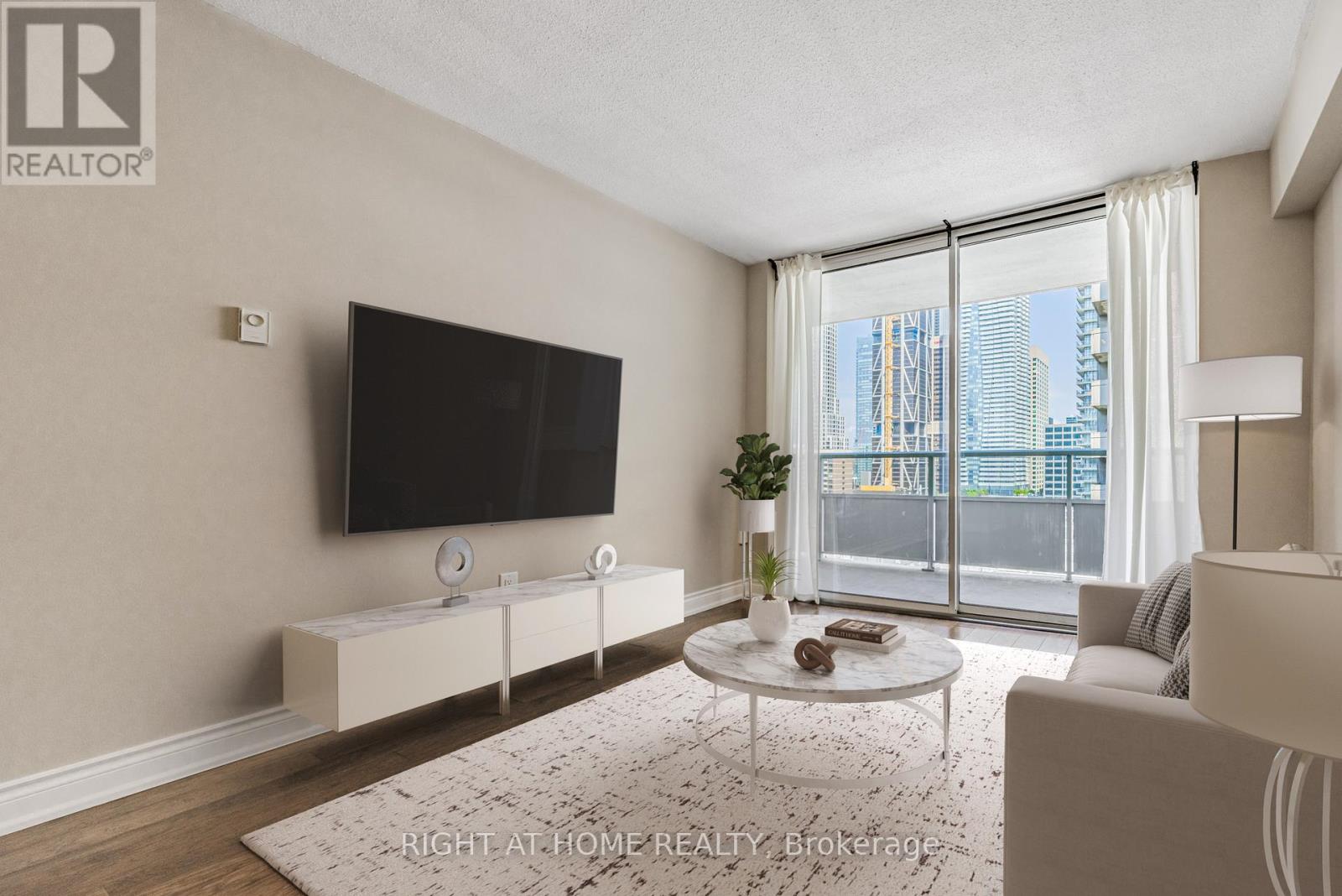 2109 - 30 Gloucester Street, Toronto, Ontario  M4Y 1L8 - Photo 9 - C12455378