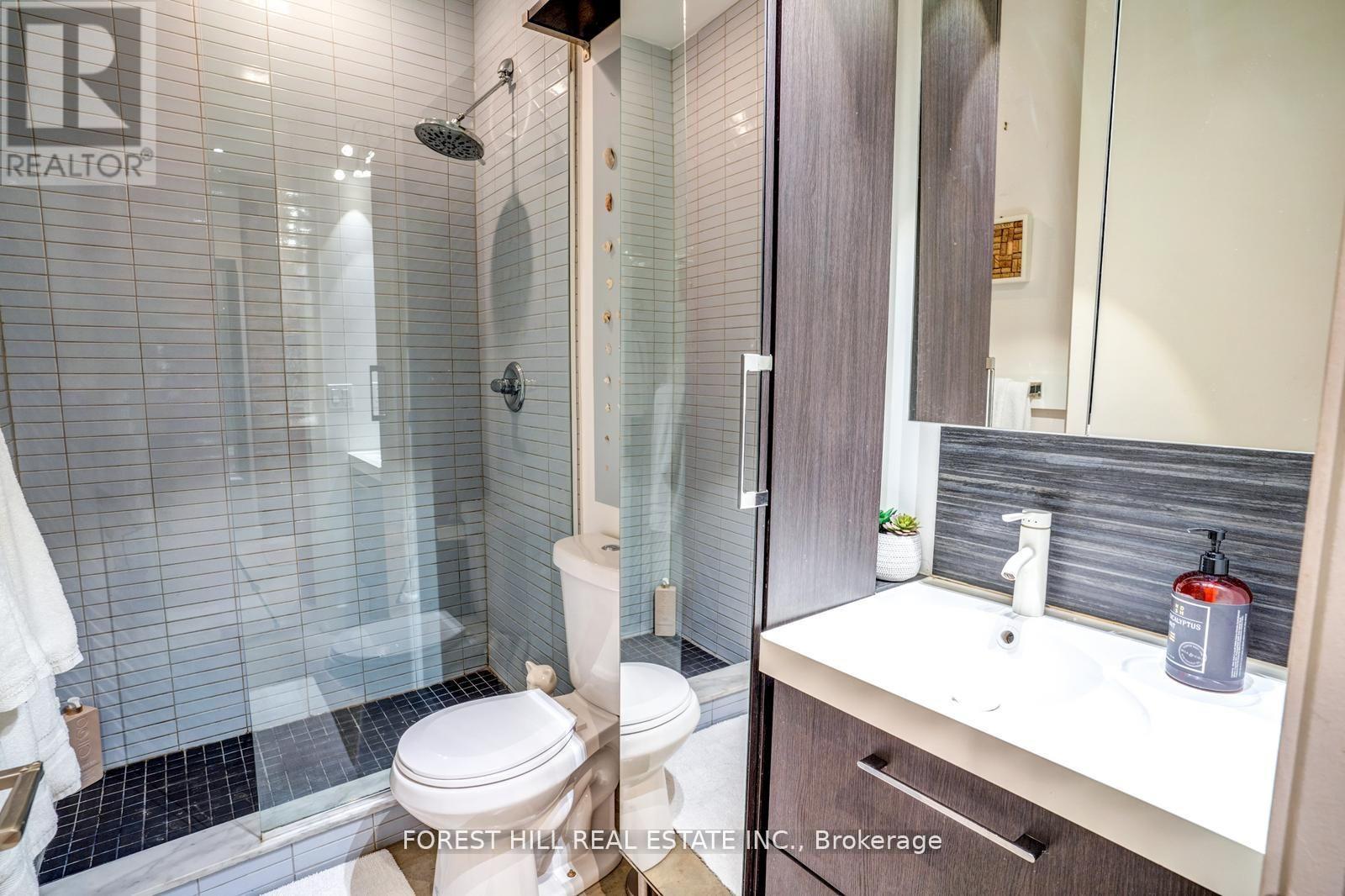 103 - 23 Brant Street, Toronto, Ontario  M5V 2L5 - Photo 10 - C12455379