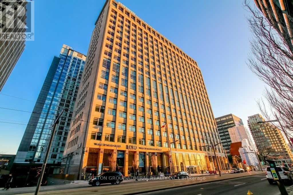 1504 - 111 ST CLAIR AVENUE W, Toronto, Ontario