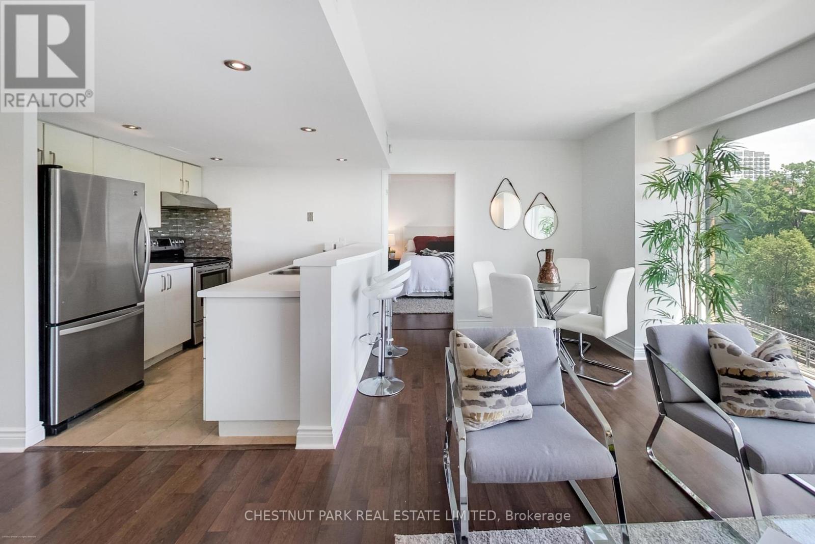 201 - 97 Lawton Boulevard, Toronto, Ontario  M4V 1Z6 - Photo 15 - C12455397