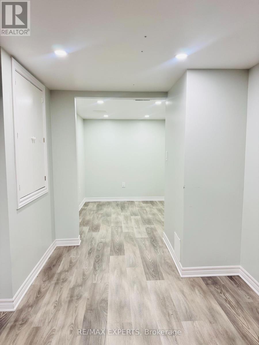 Lower - 106 Knott End Crescent, Newmarket, Ontario  L3Y 0E4 - Photo 16 - N12455376