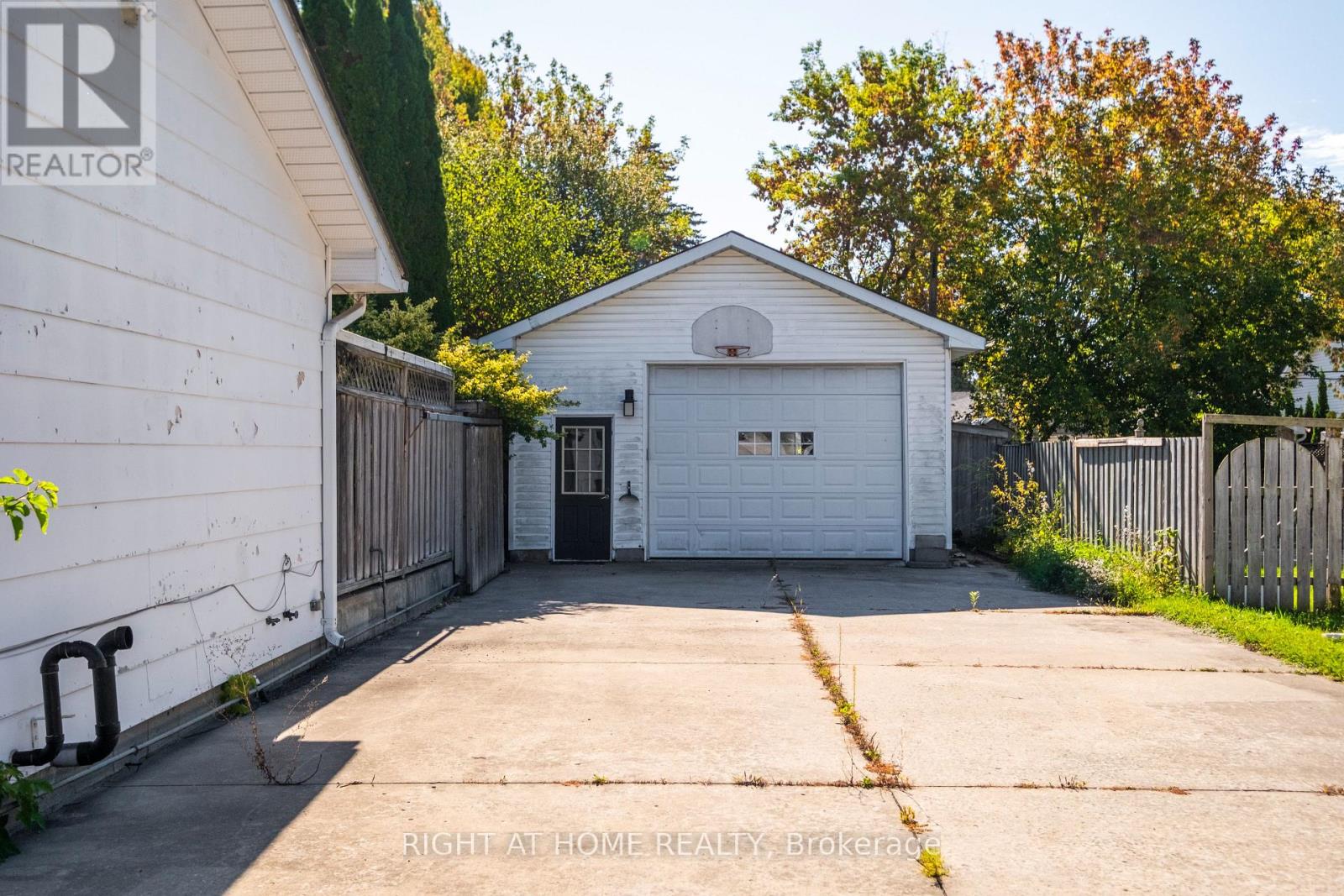 275 Miami Drive, Georgina, Ontario  L4P 2Z5 - Photo 29 - N12455382