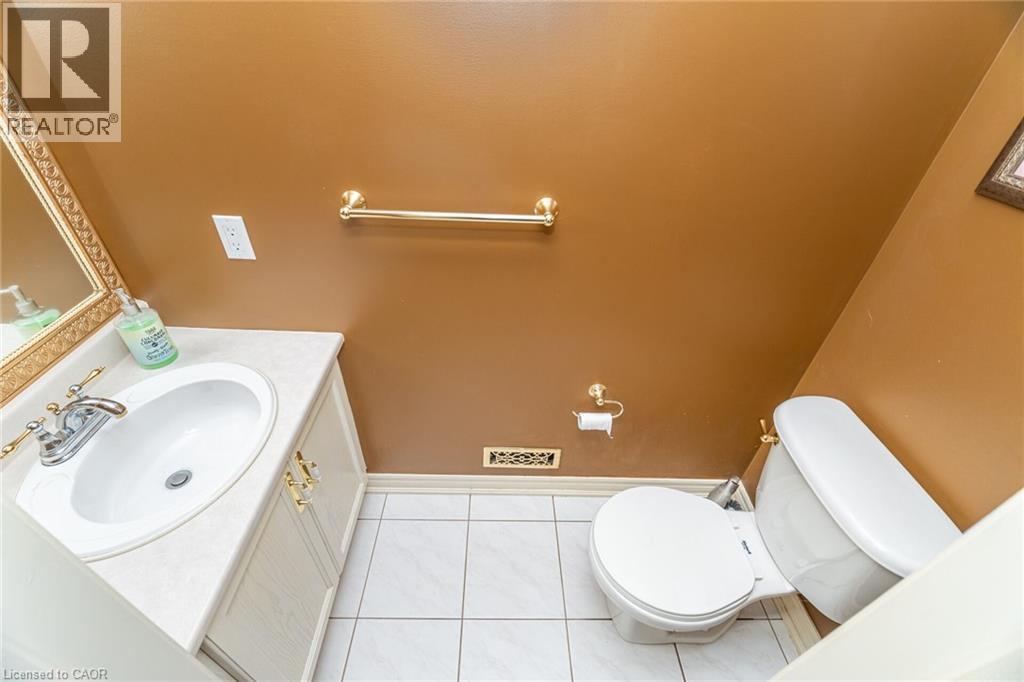 7064 Walworth Court, Mississauga, Ontario  L5N 7L4 - Photo 24 - 40778050