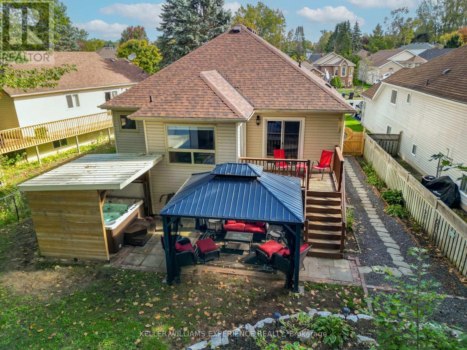 68 Dyer Drive, Wasaga Beach, Ontario  L9Z 1E4 - Photo 27 - S12455404