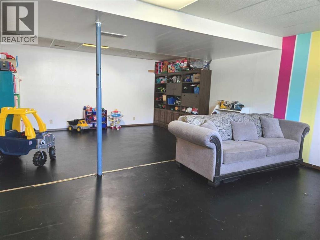 3002 225 Street, Bellevue, Alberta  T0K 0C0 - Photo 19 - A2239860