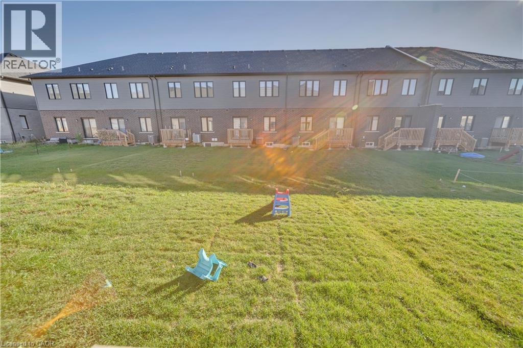 28 Dennis Avenue, Brantford, Ontario  N3V 0C1 - Photo 43 - 40776470