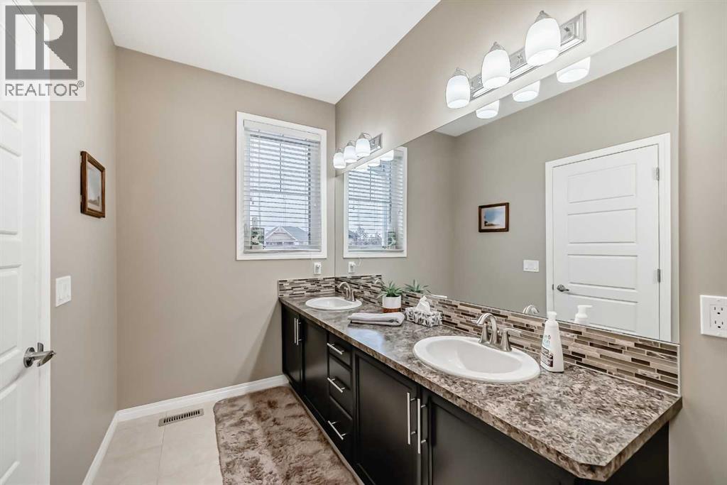 132 Waterlily Cove, Chestermere, Alberta  T1X 0C5 - Photo 30 - A2263323