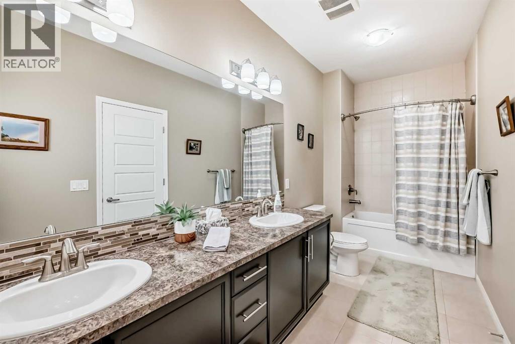 132 Waterlily Cove, Chestermere, Alberta  T1X 0C5 - Photo 31 - A2263323