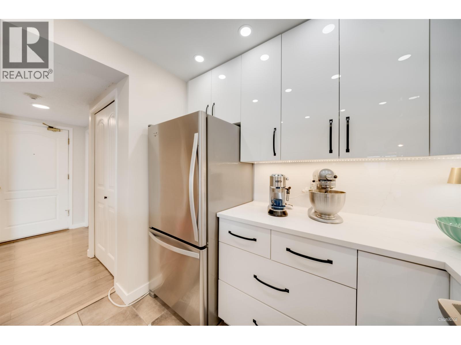 1606 69 Jamieson Court, New Westminster, British Columbia  V3L 5R3 - Photo 7 - R3057045