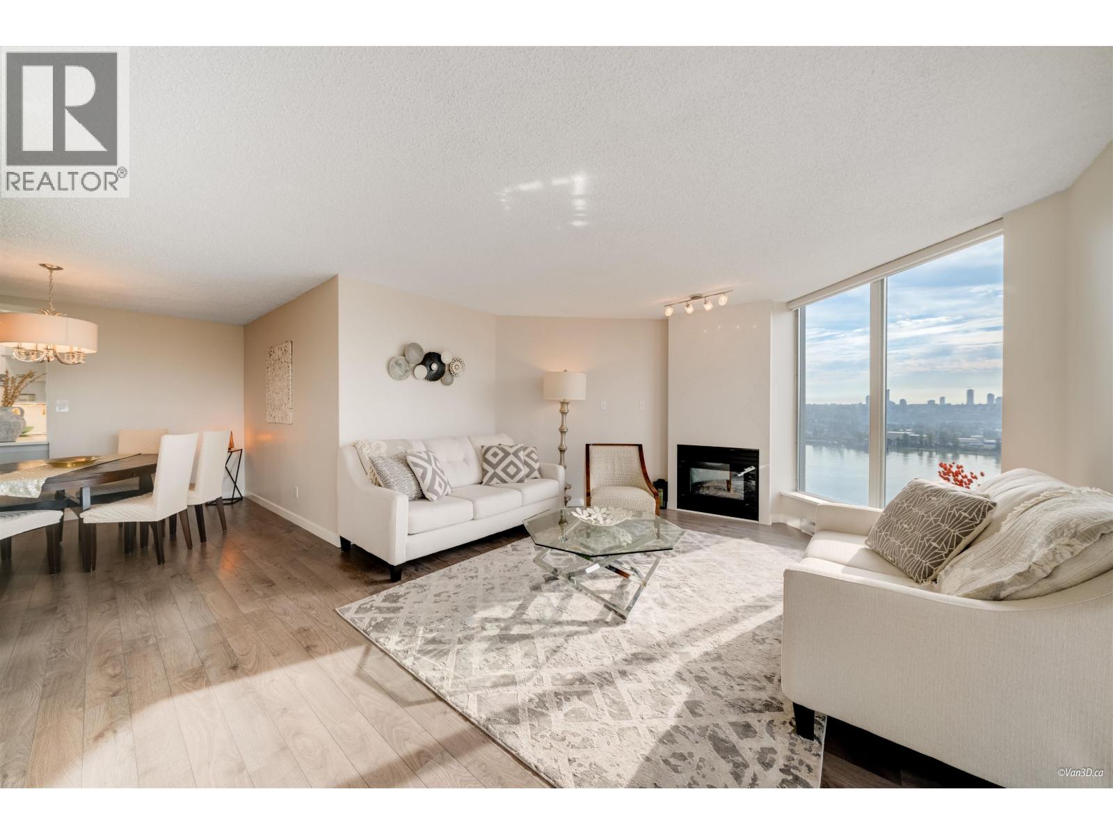 1606 69 Jamieson Court, New Westminster, British Columbia  V3L 5R3 - Photo 2 - R3057045