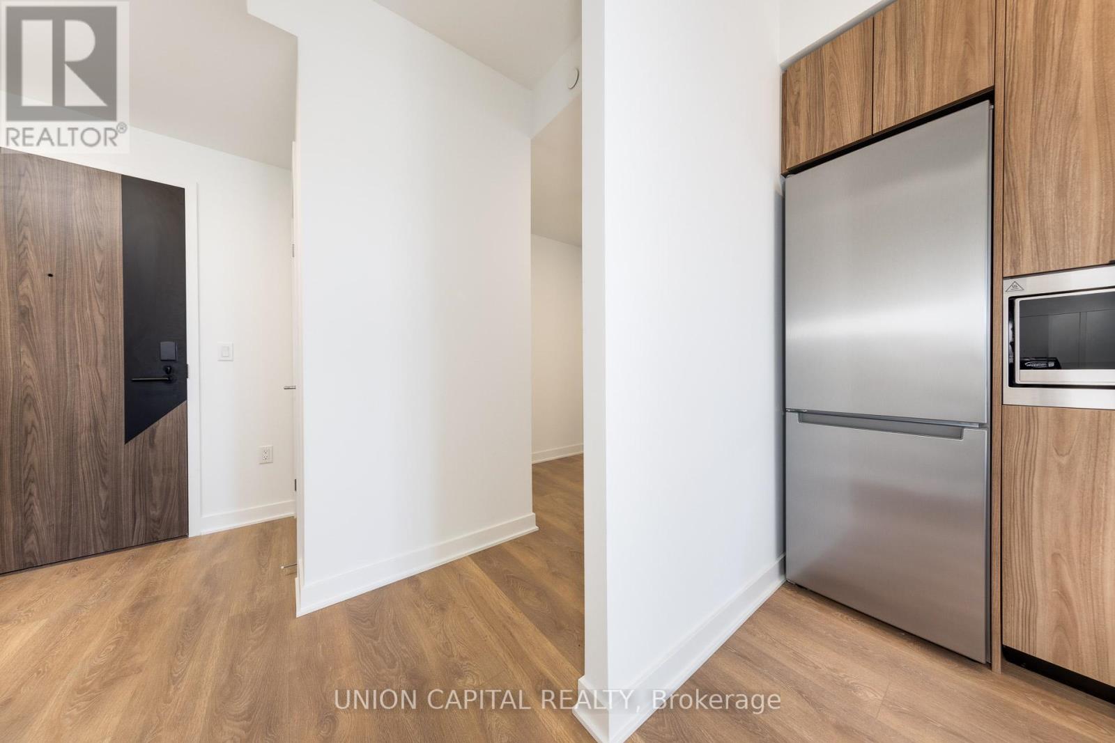 314 - 1037 The Queensway, Toronto, Ontario  M8Z 6C7 - Photo 4 - W12455377