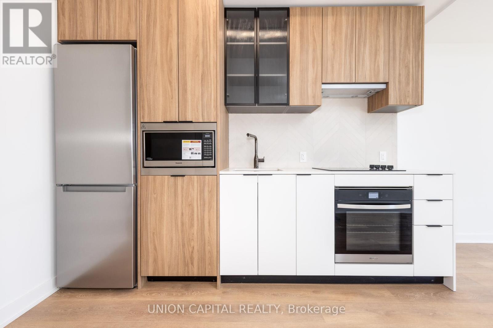 314 - 1037 The Queensway, Toronto, Ontario  M8Z 6C7 - Photo 8 - W12455377
