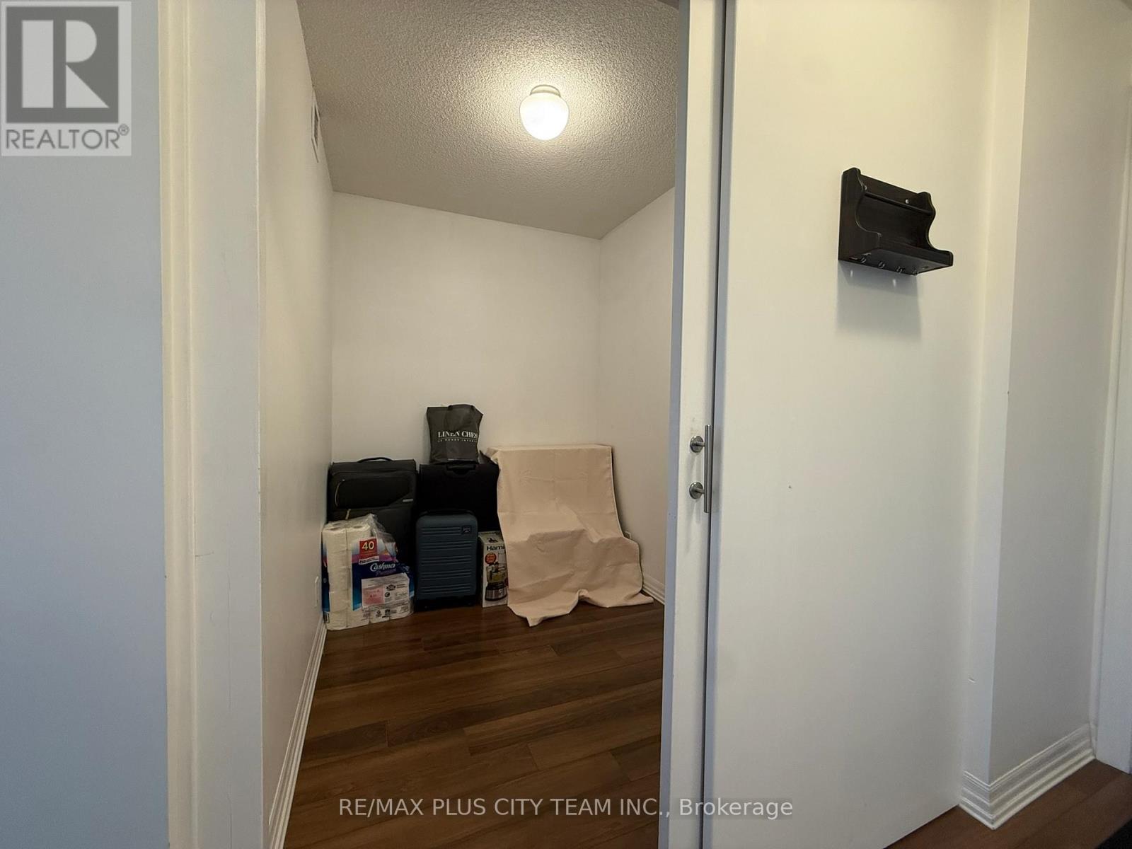 807 - 80 Esther Lorrie Drive S, Toronto, Ontario  M9W 0C6 - Photo 8 - W12455399