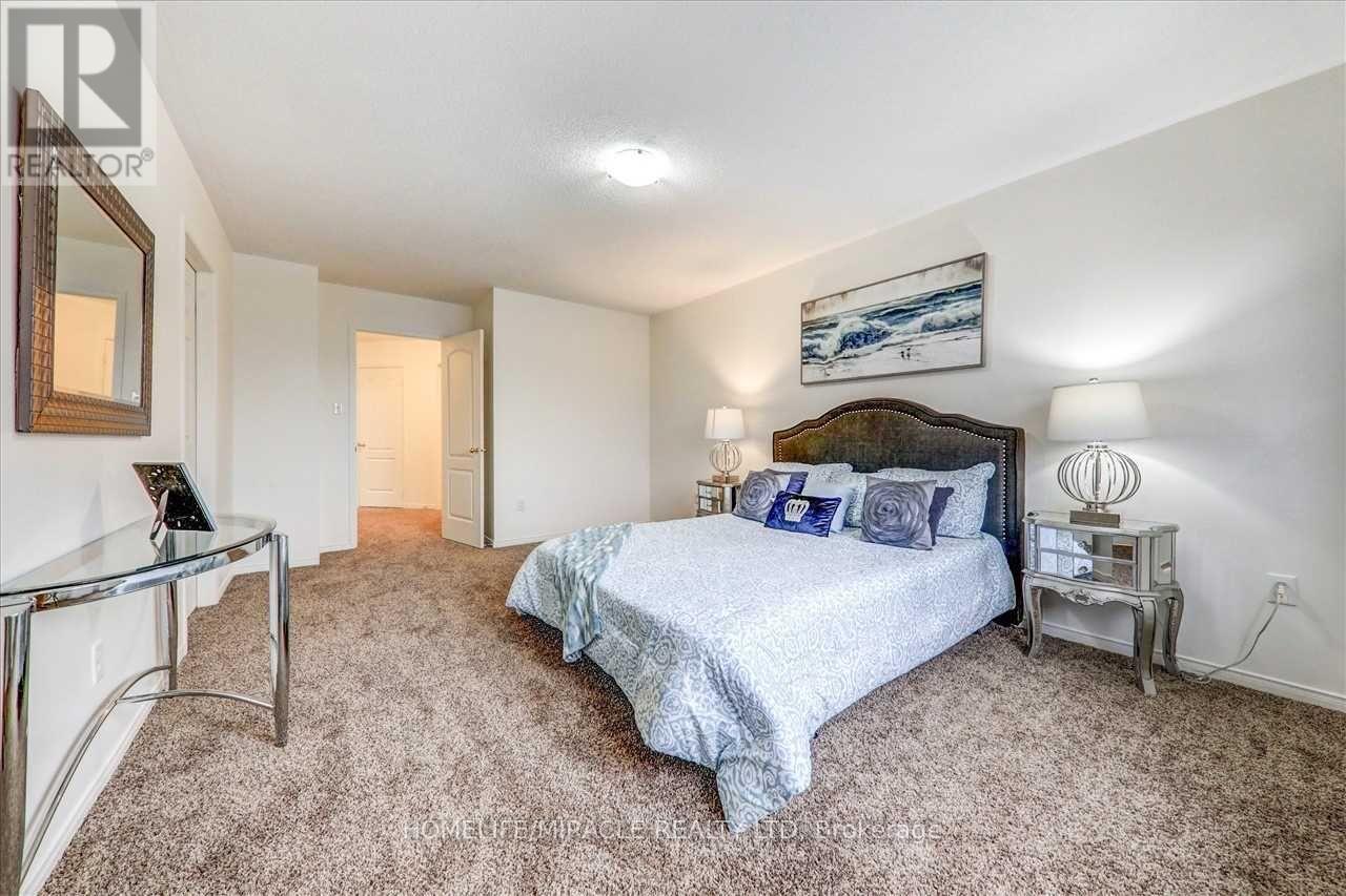 11 Bushmill Circle, Brampton, Ontario  L7A 0K7 - Photo 10 - W12455400
