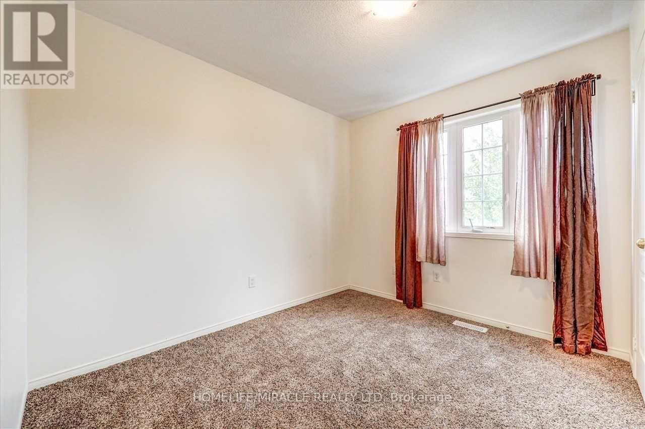 11 Bushmill Circle, Brampton, Ontario  L7A 0K7 - Photo 11 - W12455400