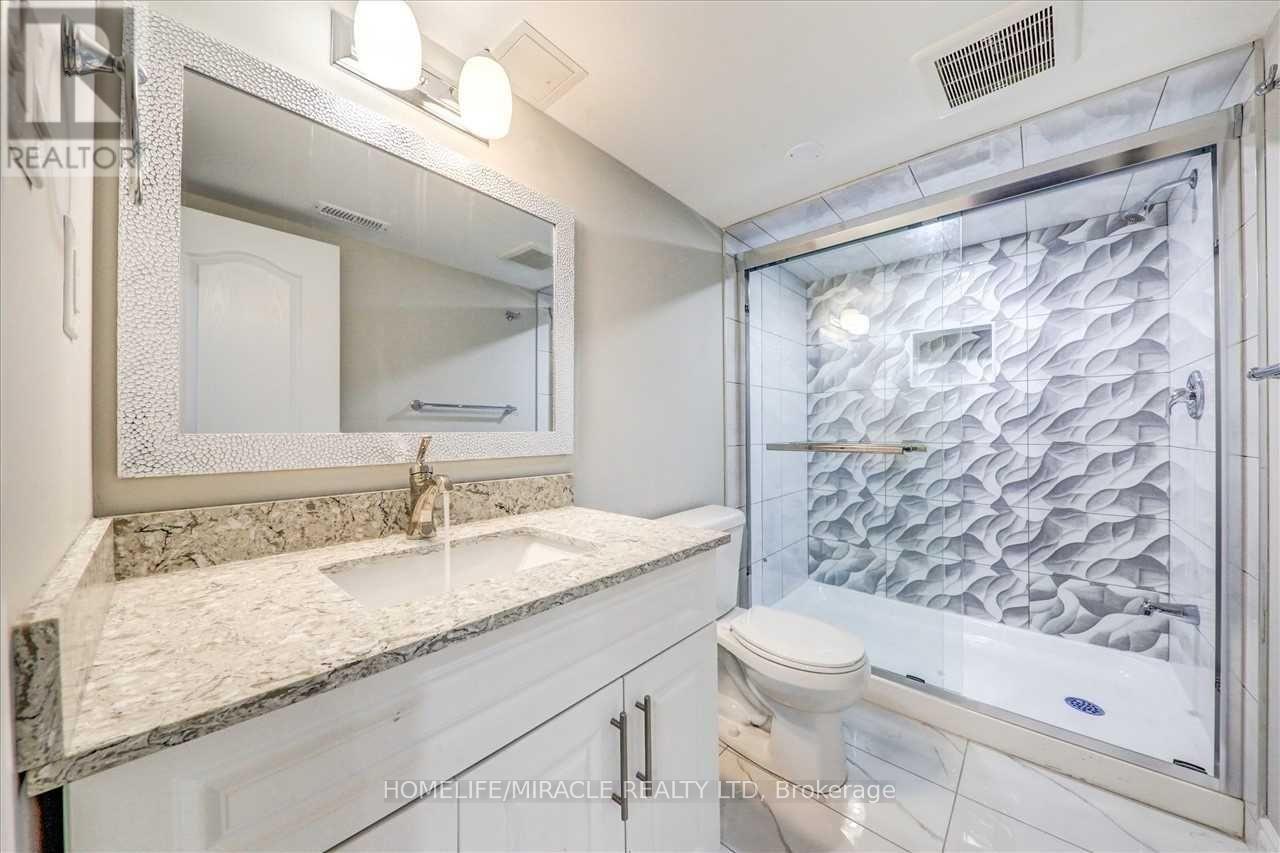 11 Bushmill Circle, Brampton, Ontario  L7A 0K7 - Photo 15 - W12455400