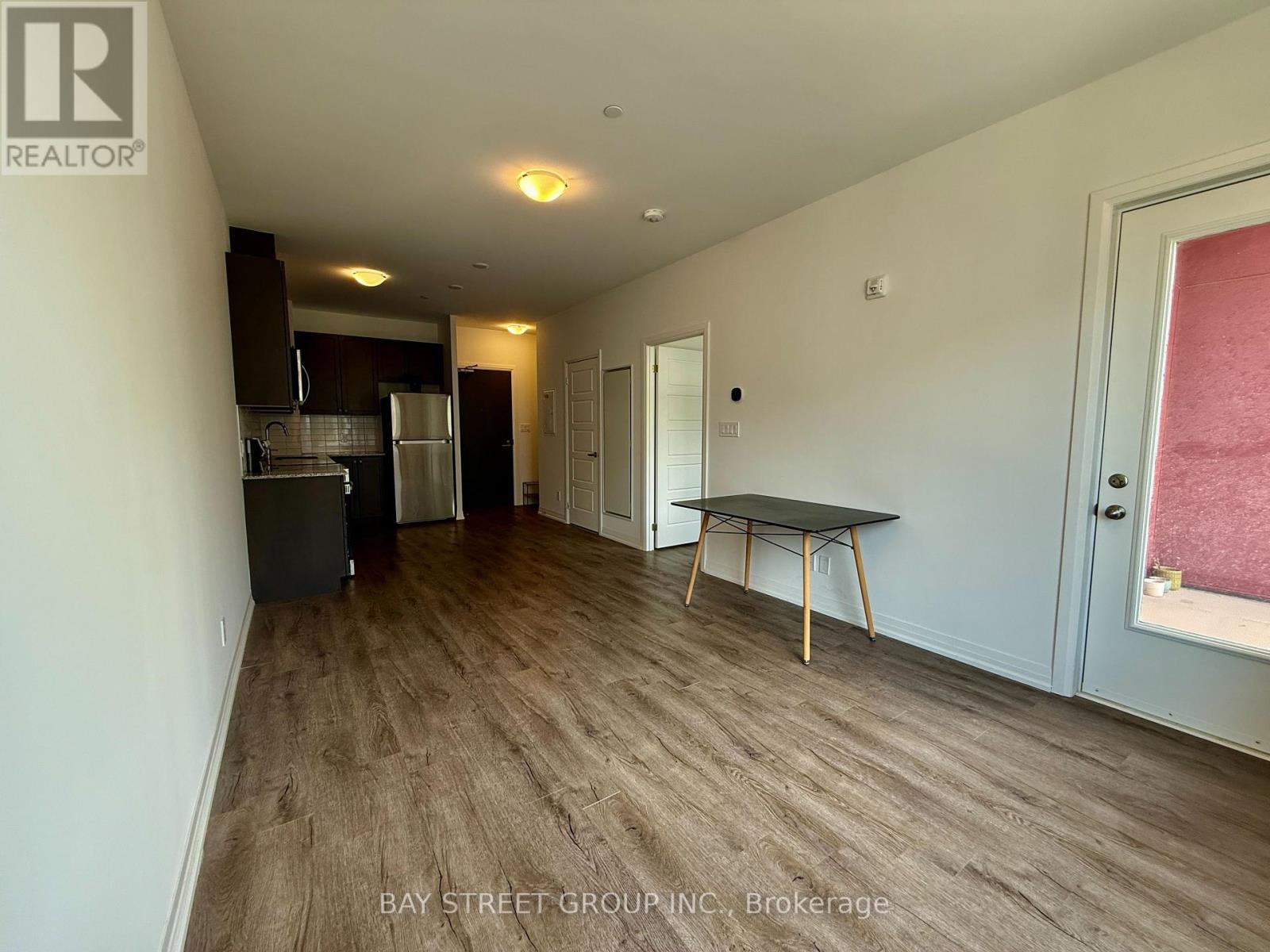 309 - 3265 Carding Mill Trail, Oakville, Ontario  L6M 0W6 - Photo 3 - W12455408