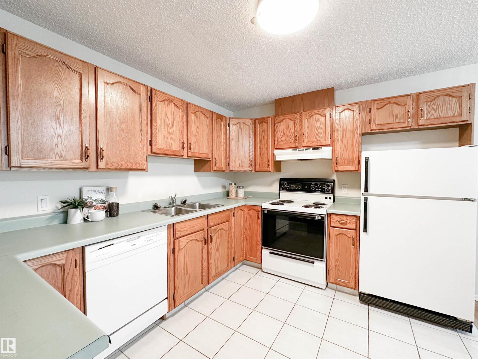 #106 52 St Michael St, St. Albert, Alberta  T8N 1C9 - Photo 5 - E4461557