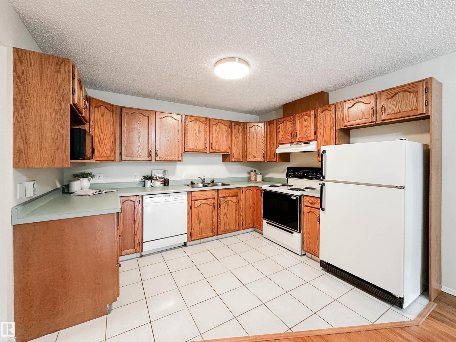 #106 52 St Michael St, St. Albert, Alberta  T8N 1C9 - Photo 7 - E4461557