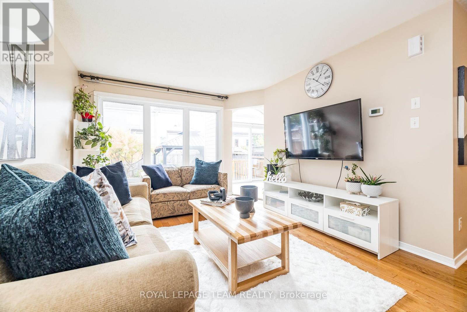 221 Sorento Street, Ottawa, Ontario  K2J 0B5 - Photo 10 - X12455418