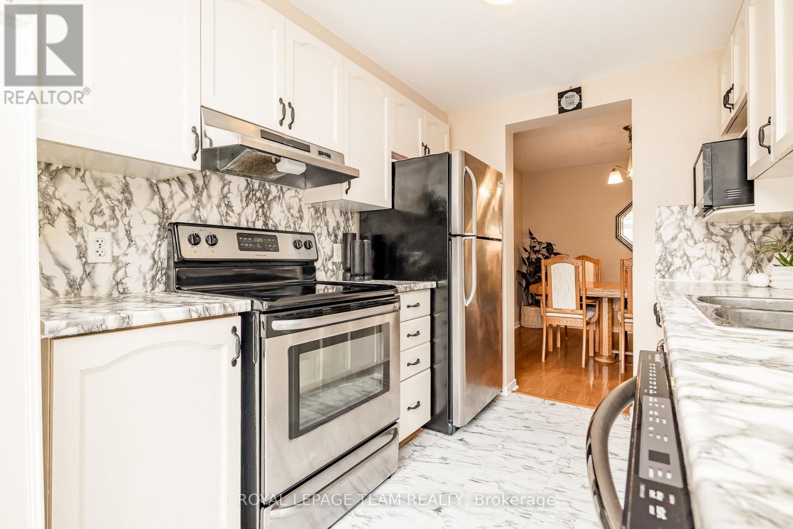 221 Sorento Street, Ottawa, Ontario  K2J 0B5 - Photo 14 - X12455418