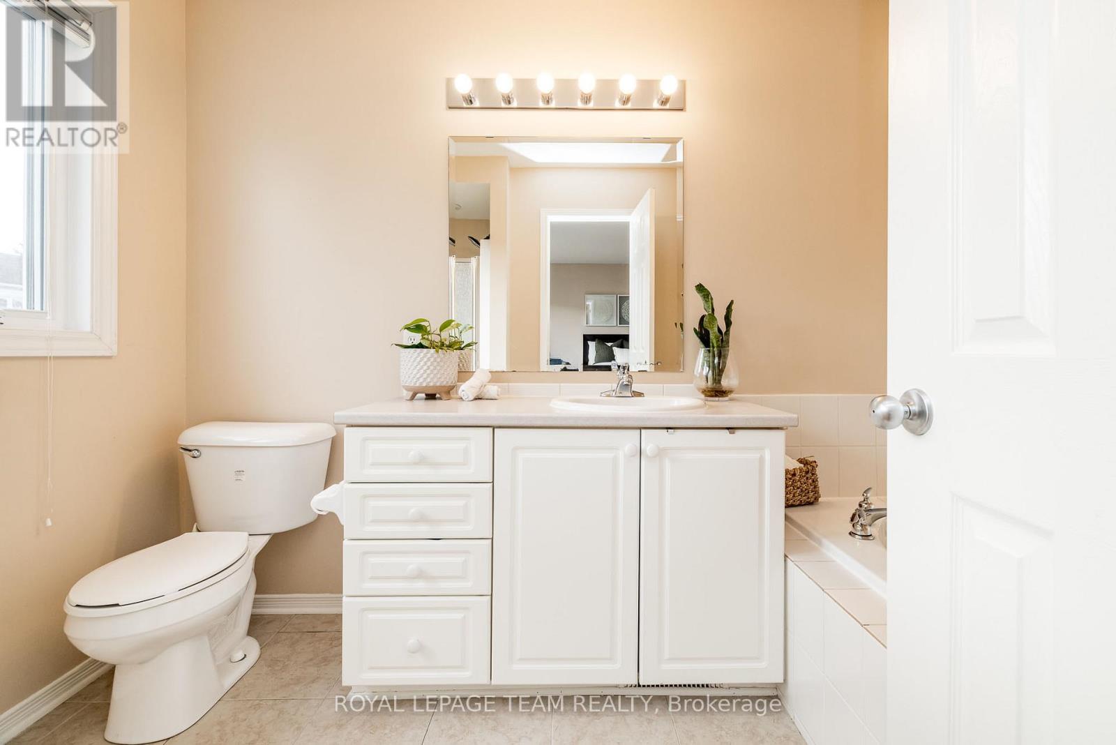221 Sorento Street, Ottawa, Ontario  K2J 0B5 - Photo 21 - X12455418