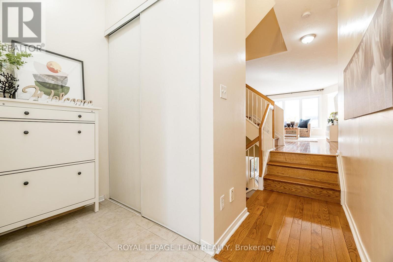 221 Sorento Street, Ottawa, Ontario  K2J 0B5 - Photo 4 - X12455418